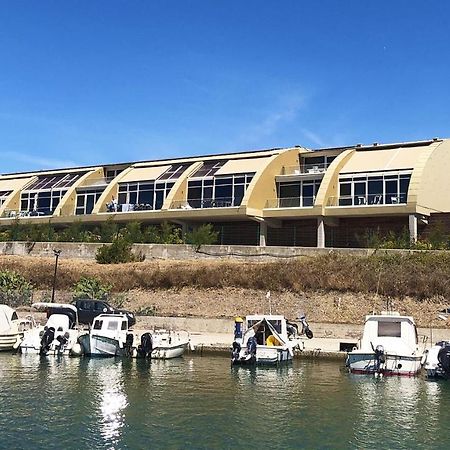 Fronte Mare Suites - Argonautivacanze ปอร์โตแฟร์ราโย ภายนอก รูปภาพ