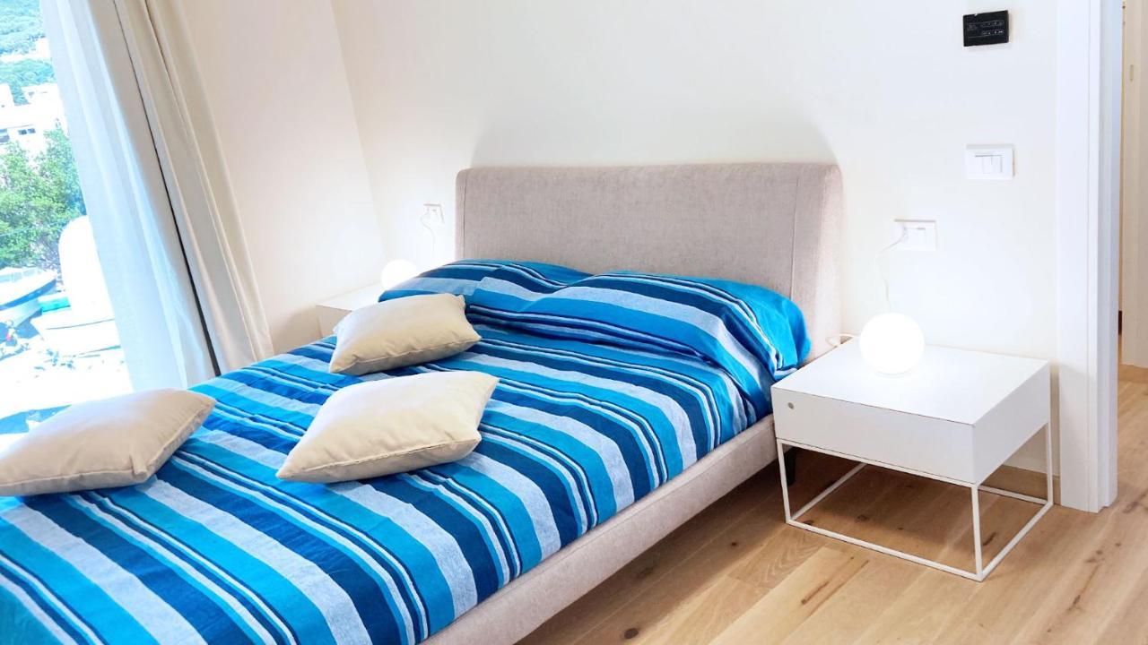 Fronte Mare Suites - Argonautivacanze ปอร์โตแฟร์ราโย ภายนอก รูปภาพ