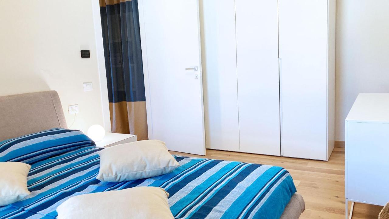 Fronte Mare Suites - Argonautivacanze ปอร์โตแฟร์ราโย ภายนอก รูปภาพ