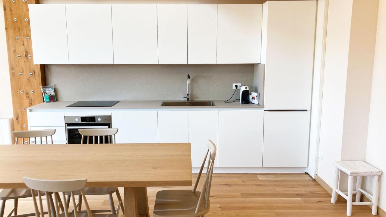 Fronte Mare Suites - Argonautivacanze ปอร์โตแฟร์ราโย ภายนอก รูปภาพ