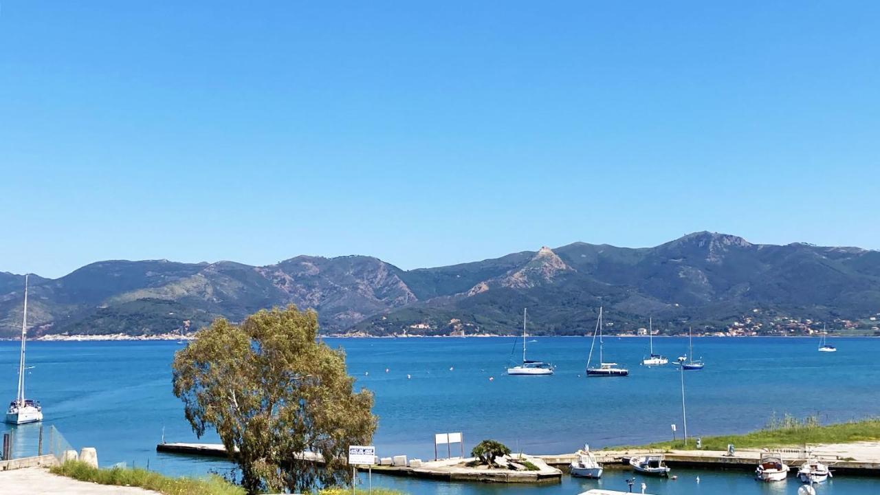 Fronte Mare Suites - Argonautivacanze ปอร์โตแฟร์ราโย ภายนอก รูปภาพ
